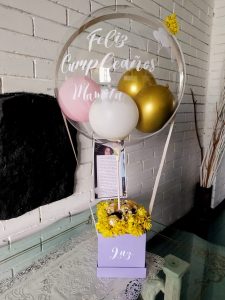 Bouquet burbuja con flores