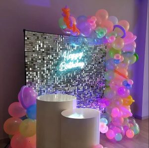 pared decoracion neon